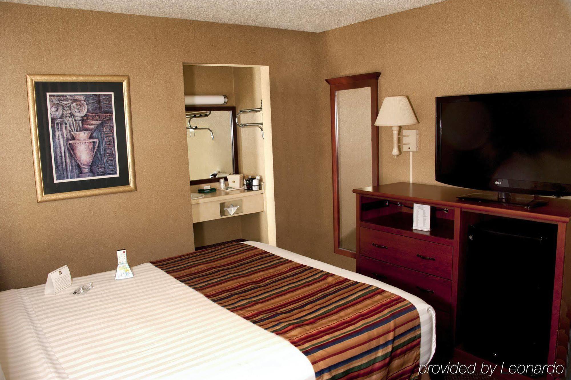 Best Western Sherwood Inn Clarksville Szoba fotó
