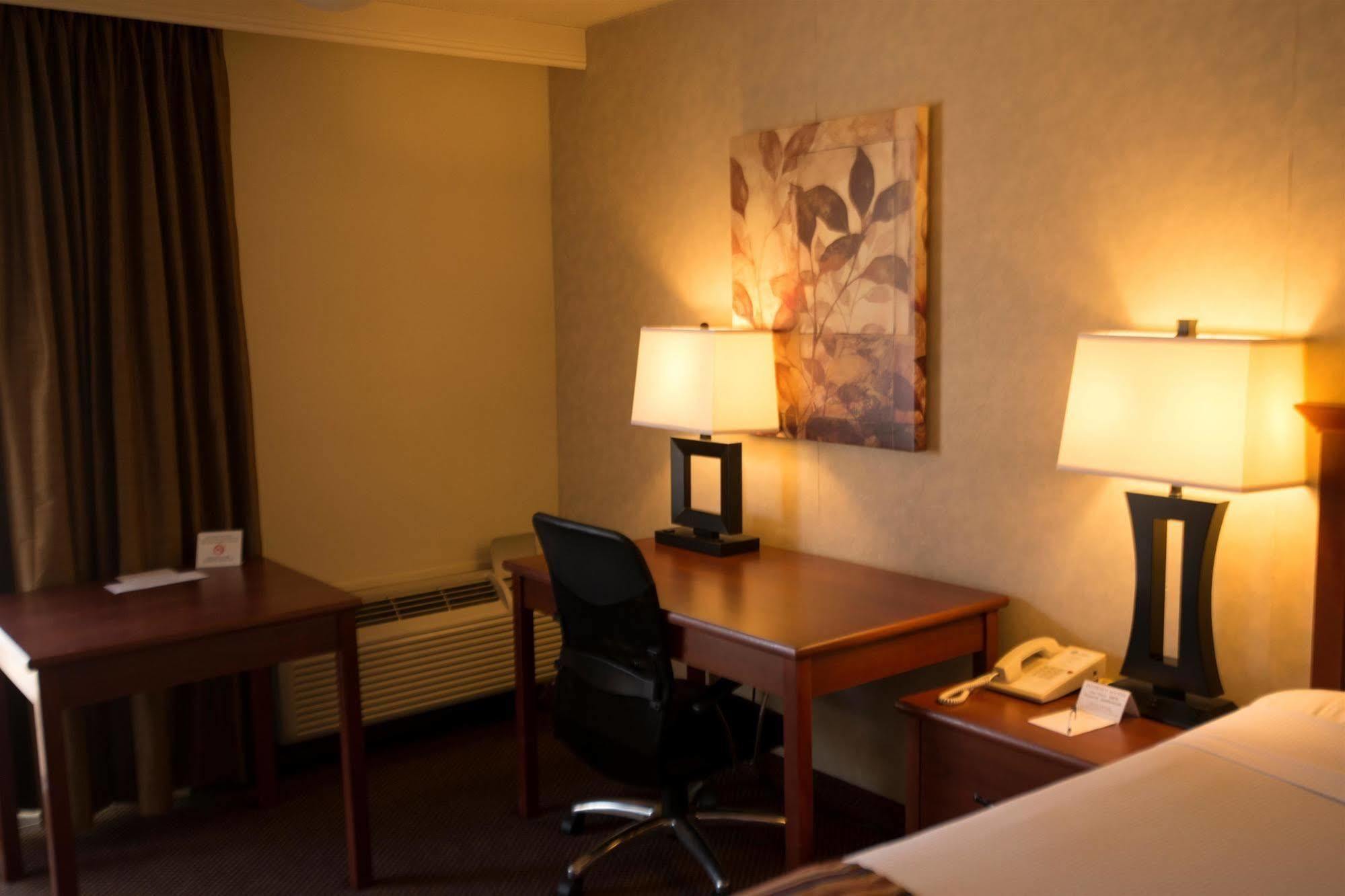 Best Western Sherwood Inn Clarksville Kültér fotó